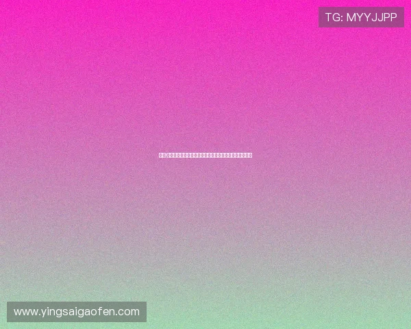 凯普·穆尔：不止是镜头前的光影，更是数字时代的艺术探索者